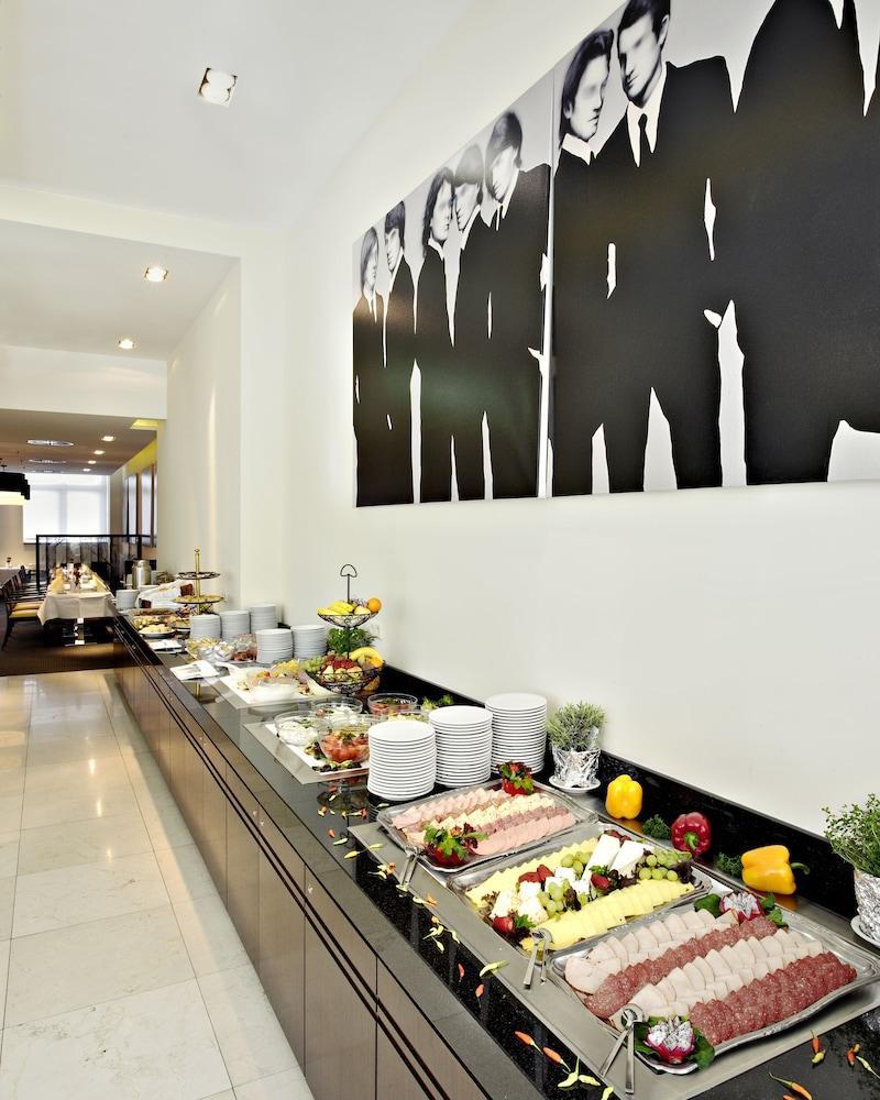 Berlin Mark Hotel Restaurace fotografie